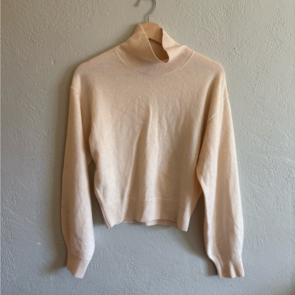 & Other Stories Cashmere Turtleneck Sweater